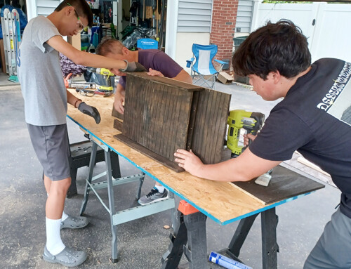 Matthew Mui Builds Bat Houses at Nature Center for Eagle Scout Project